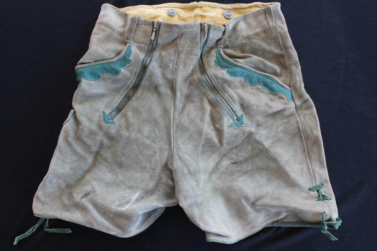 VINTAGE 1970’S GRAY GREEN SUEDE AUTHENTIC SUEDE LEDERHOSEN SHORTS SIZE 26″ WAIST
