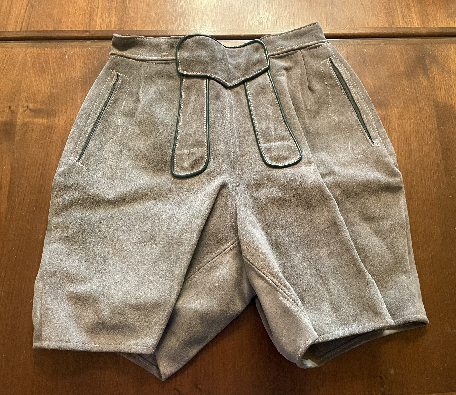 Vintage Lederhosen Gray & Green Leather Shorts EU Size 30 Oktoberfest Austria