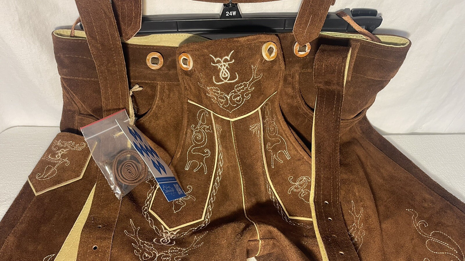 Schoneberger NWT German Lederhosen Size US36 Brown Leather Suede Short Pants NEW