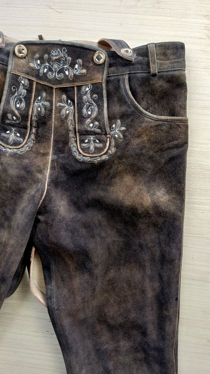 Bavarian traditional Lederhose shorts. German leather suit. Size 52