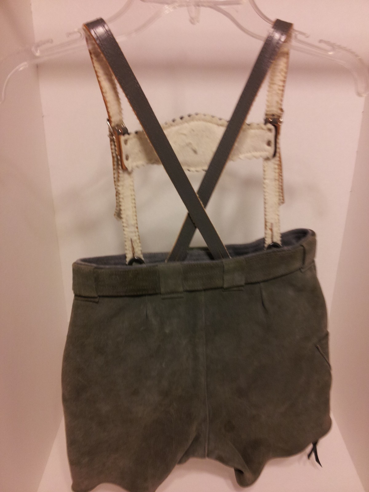 LEDERHOSEN VINTAGE BOYS 22 INCH WAIST GREEN SUEDE DOUBLE ZIPPERED ECHT LEDER