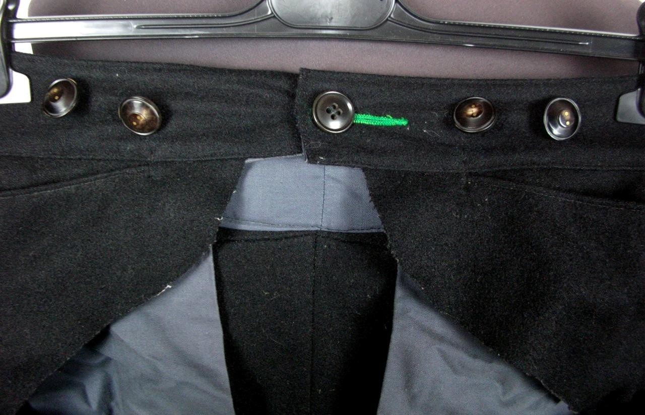 VINTAGE AUSTRIA Tirol TRADITIONAL TRACHTEN MEN’S TROUSERS PANTS