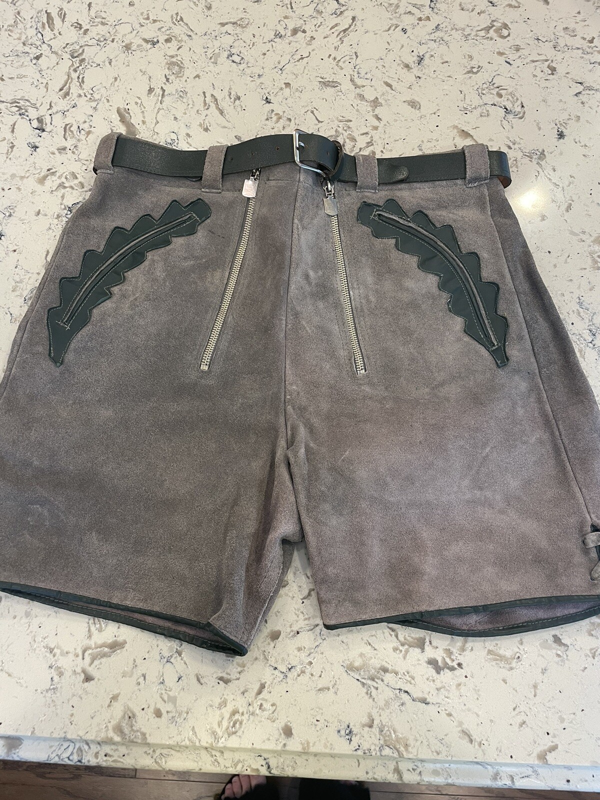 Lederhosen Traditional Suede Gray W/Green Leather Accents Shorts Vintage