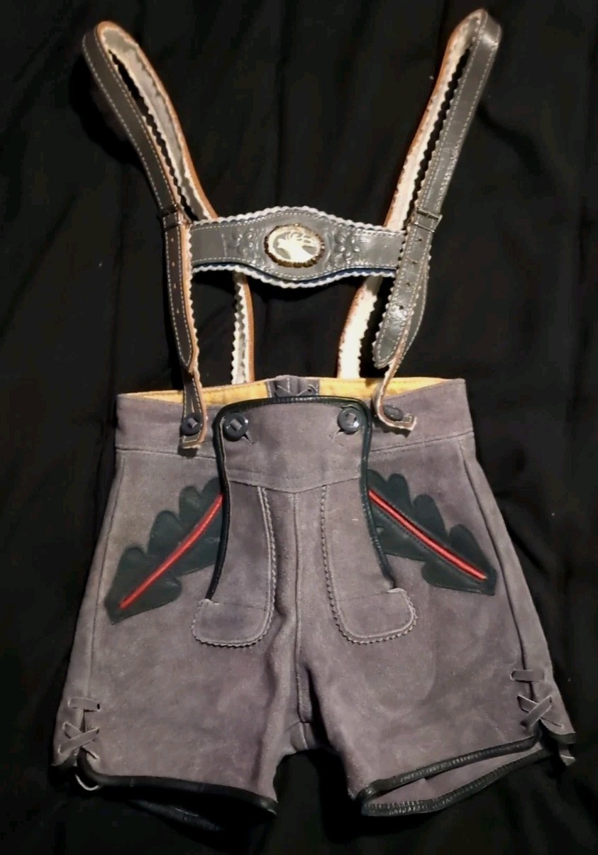 VTG Lederhosen Germany Suede Leather Shorts Suspenders Oktoberfest Child Size S