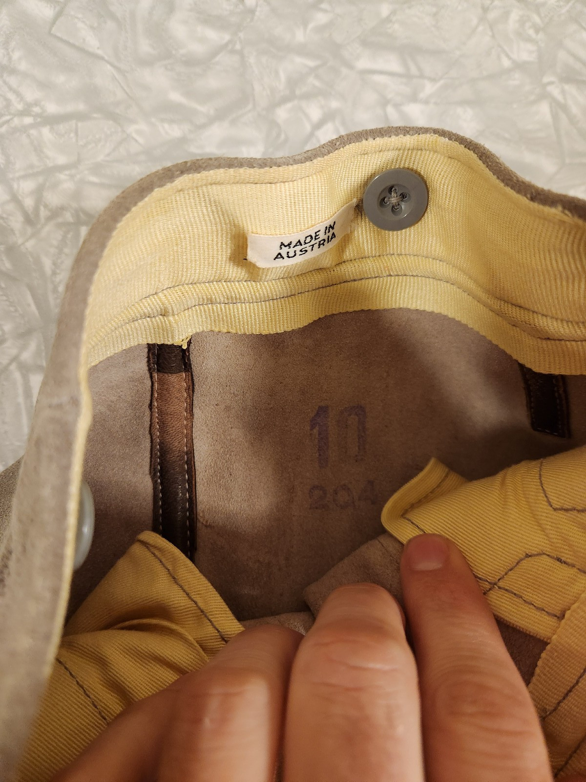 Lederhosen 10-204 Leather Made in Austria some wear Octoberfest