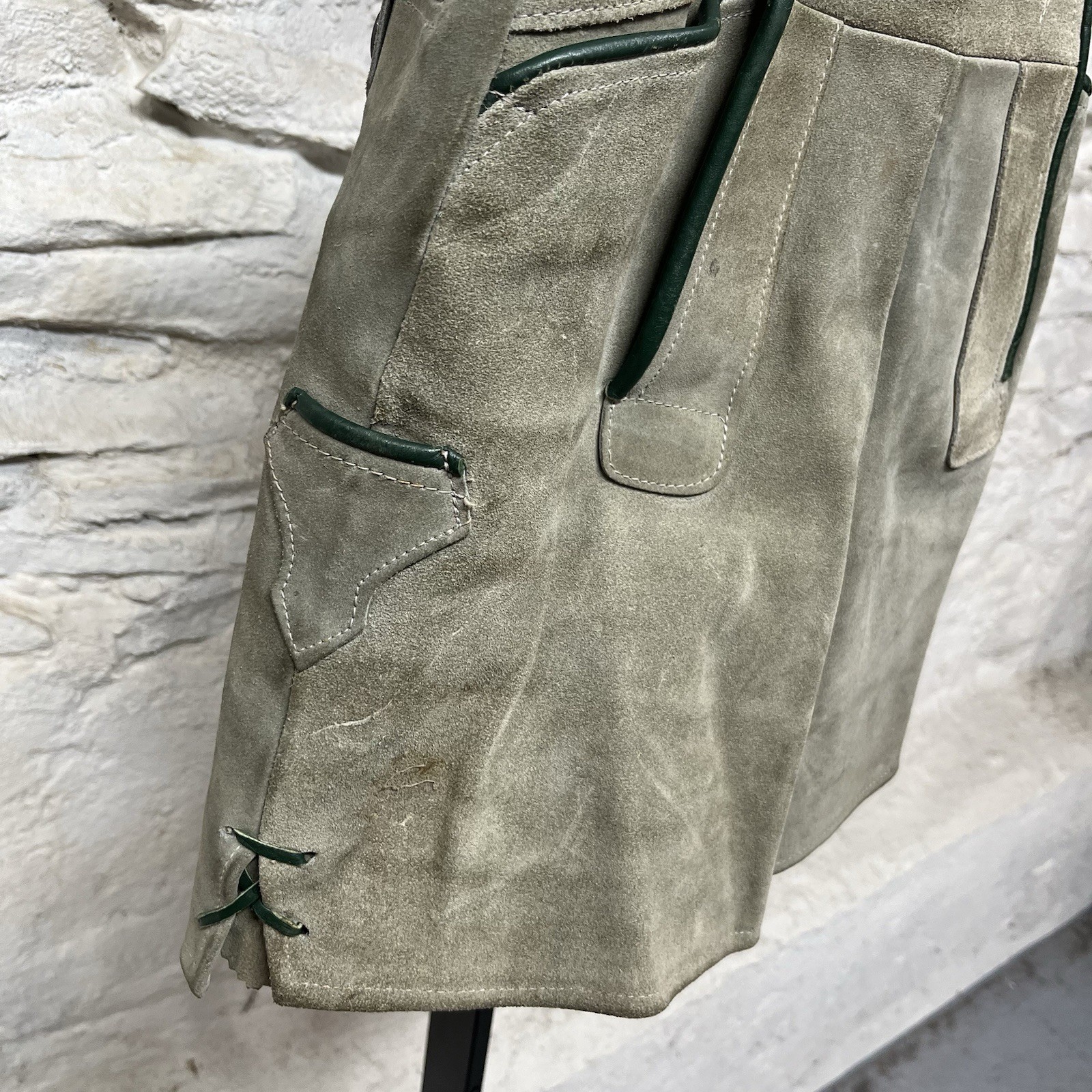 German Lederhosen Shorts 28 Waist Gray Suede Leather Green Trim Vintage 60s 70s