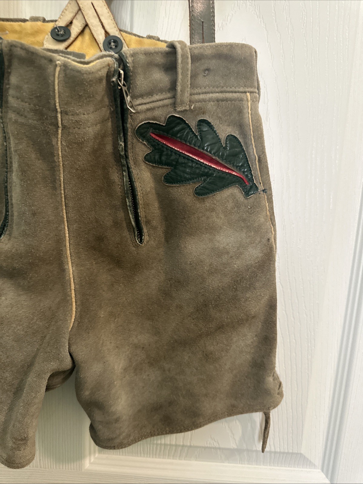 VTG Lederhosen Germany Suede Leather Shorts Suspenders Oktoberfest Child Size