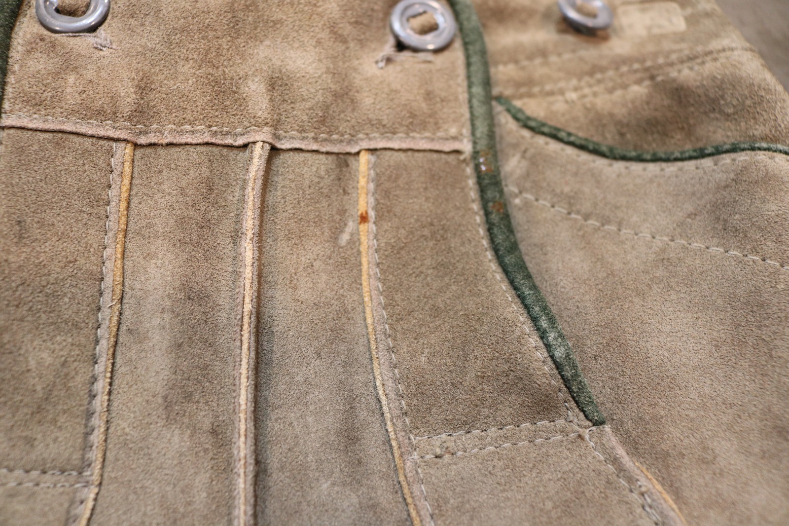 VTG BOYS SIZE 5 AUTHENTIC SUEDE BAVARIAN LEDERHOSEN OKTOBERFEST GEMUETLICHKEIT