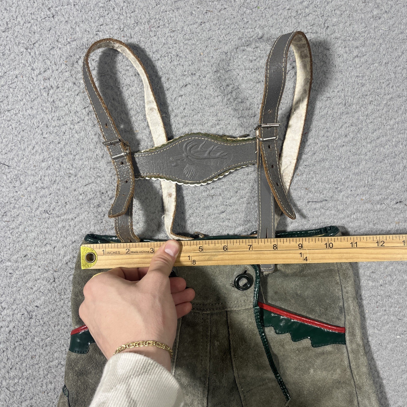 VTG Bergfreund Lederhosen Kids Sz 3 German Olive Green Suede Shorts Oktoberfest