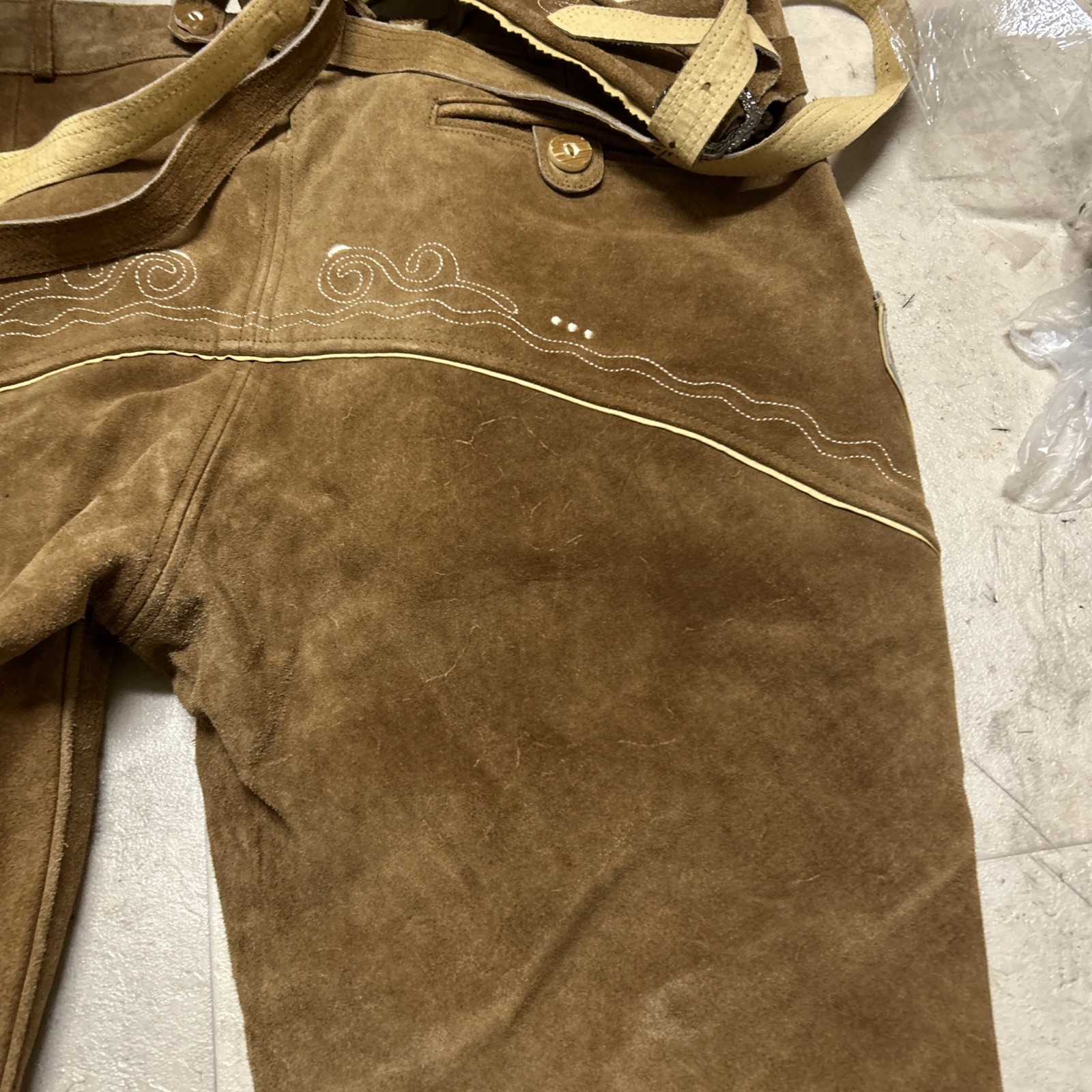 EDELNICE TRACHTEN LEDERHOSE MIT TRÄGER GRÖßE:66/M BRAUN NEUWERTIG