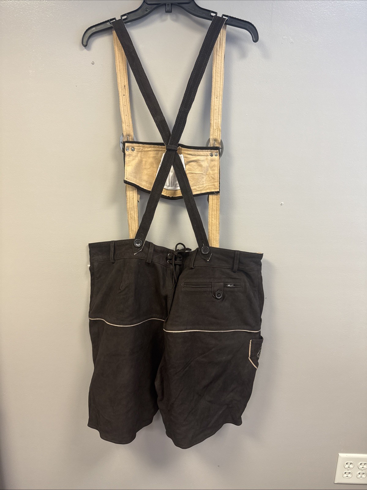 NWT Chubbies Mens 2XL XXL Lederhosen Brown Suede Lamb Leather German Oktoberfest