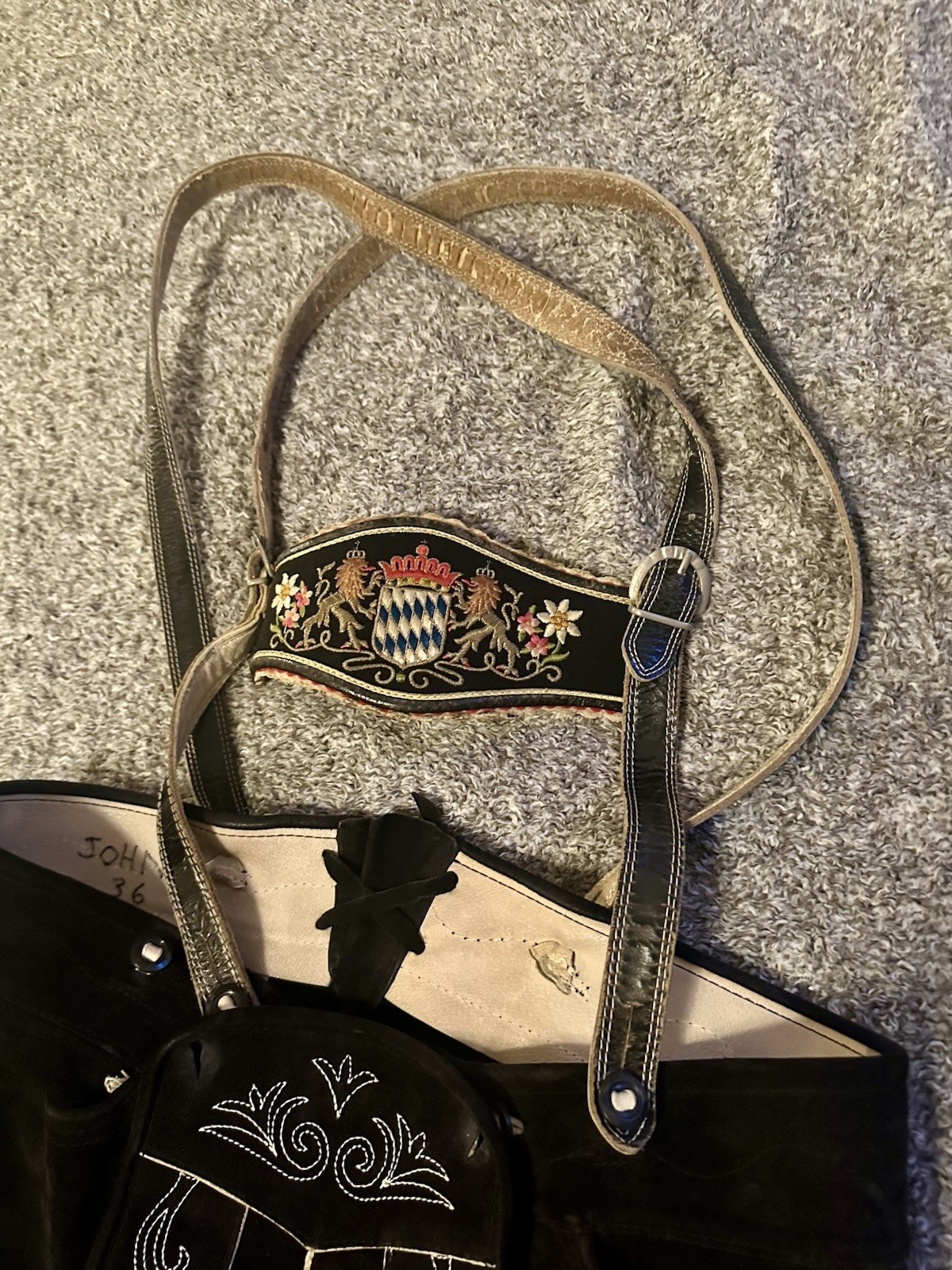Beckert Modell Embroidered Suede Lederhosen Sz 36 Waist With Suspenders