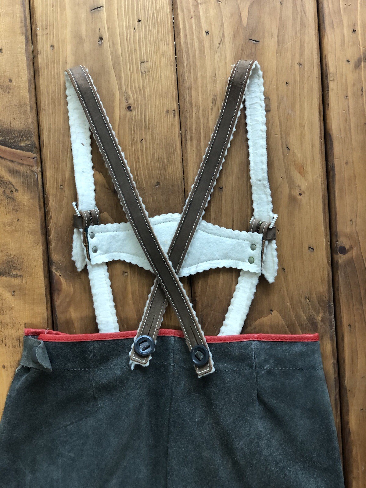 Vintage Austrian Child’s Leather Lederhosen Brown Deer Bust with heart pockets