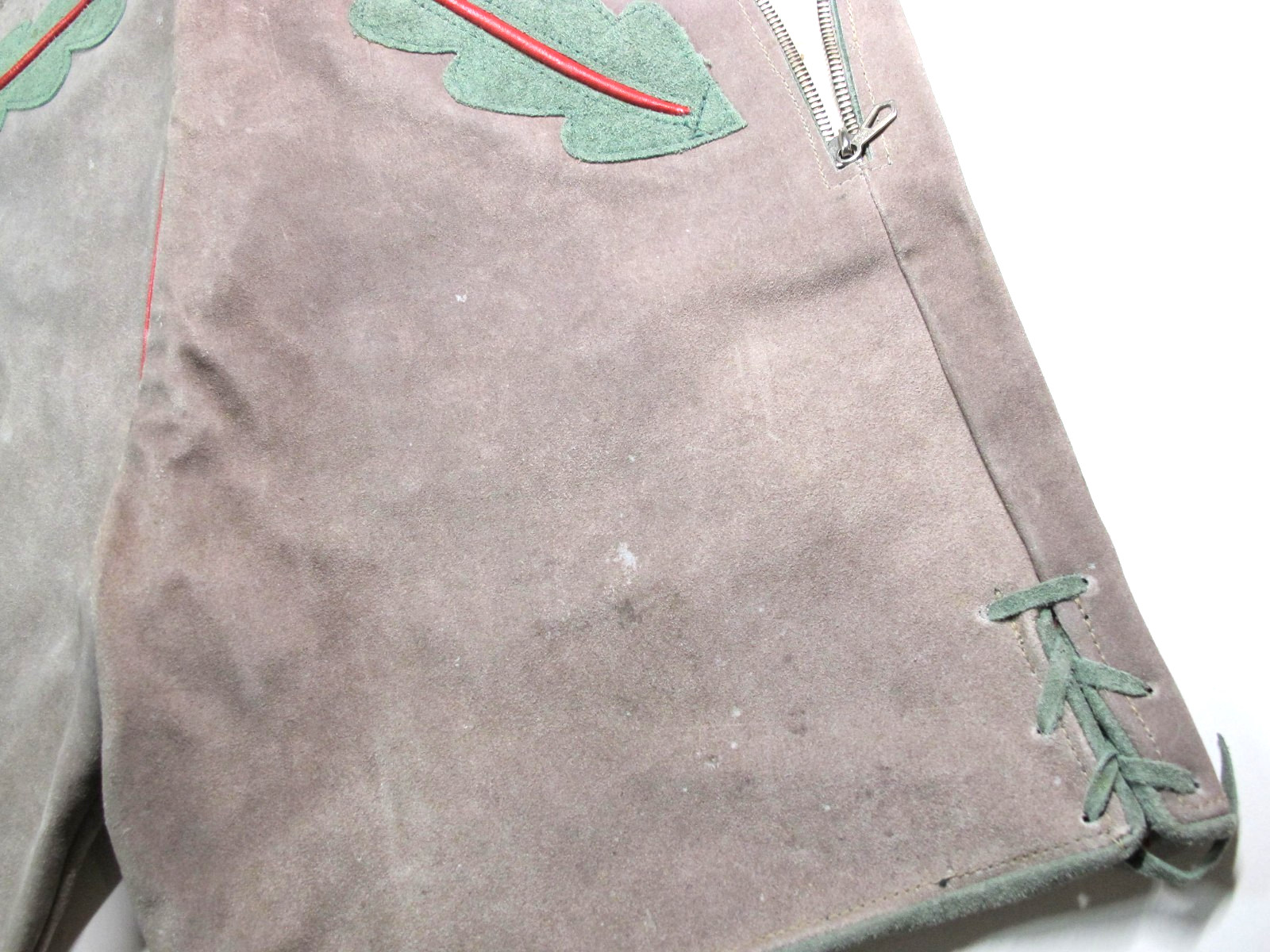 Vintage German Lederhosen Men`s Shorts Gray Suede Leather OctoberFest Folk