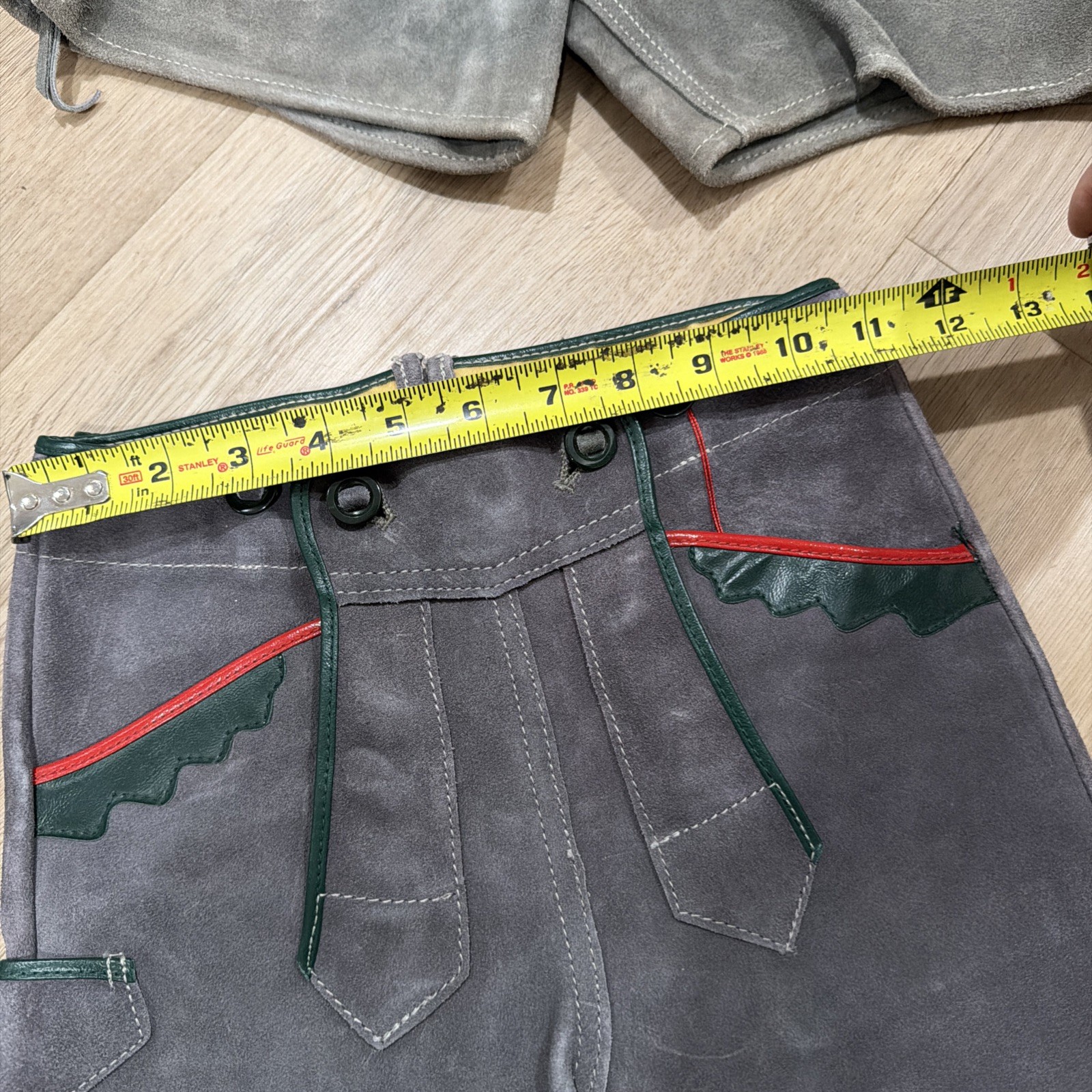VINTAGE GERMAN LEDERHOSEN GRAY SUEDE LEATHER OKTOBERFEST FESTIVAL Childrens