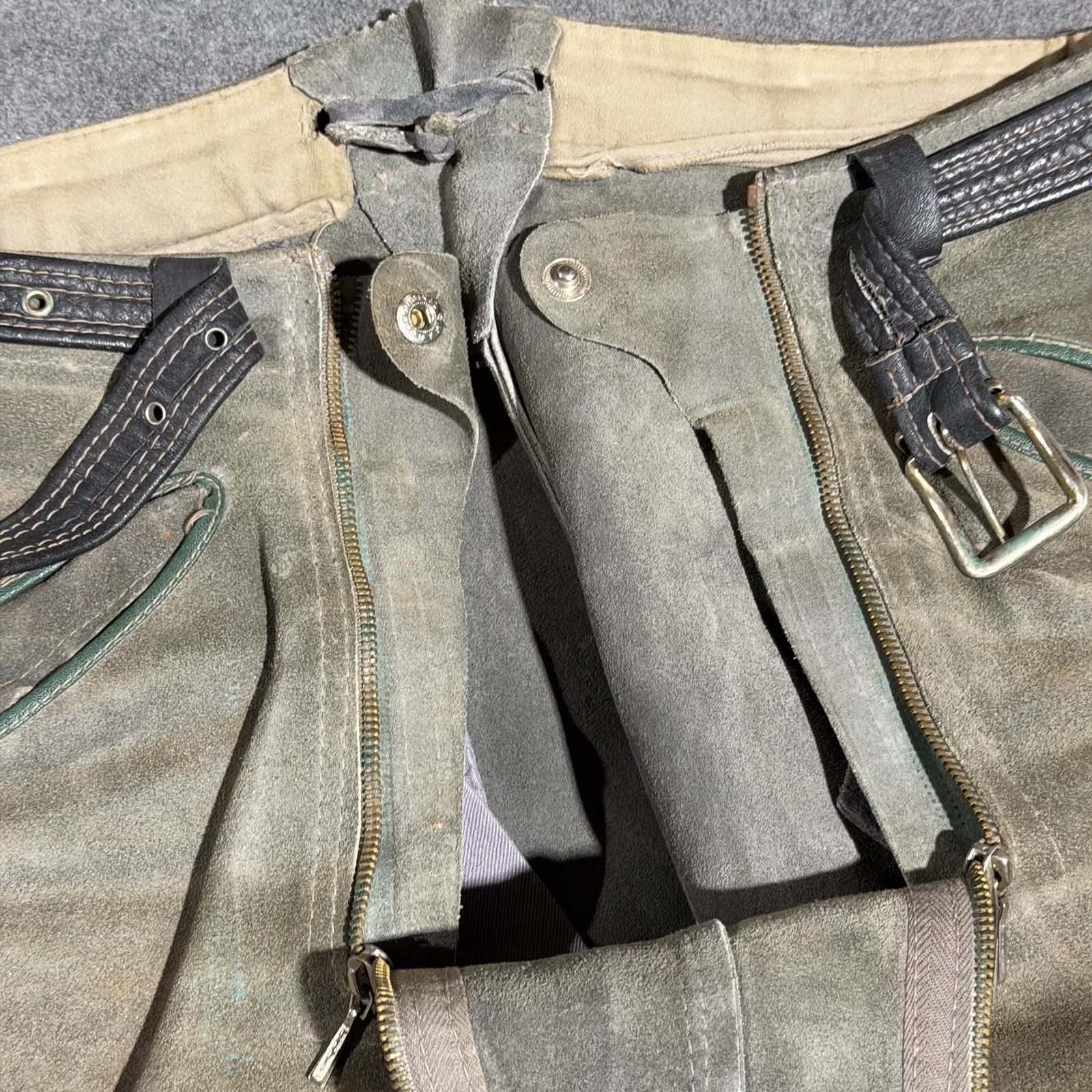Vintage German Lederhosen Suede Leather Shorts 30 Waist Alpine Drop Front Green