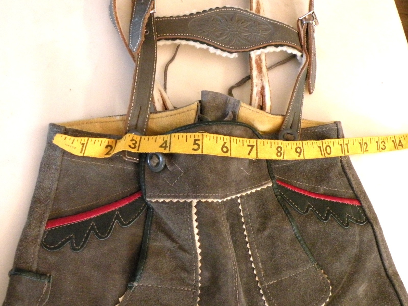 VINTAGE GENUINE LEATHER CHILDS GRAY LEDERHOSEN SHORTS w/SUSPENDERS Oktoberfest