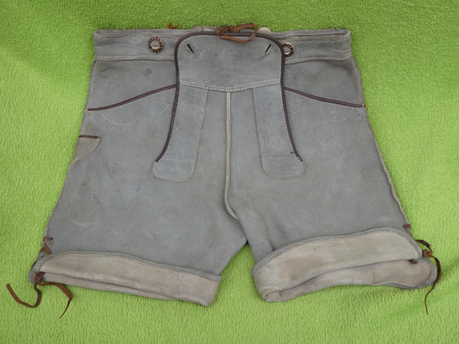 Old short traditional Lederhosen Lederhosen No. 80
