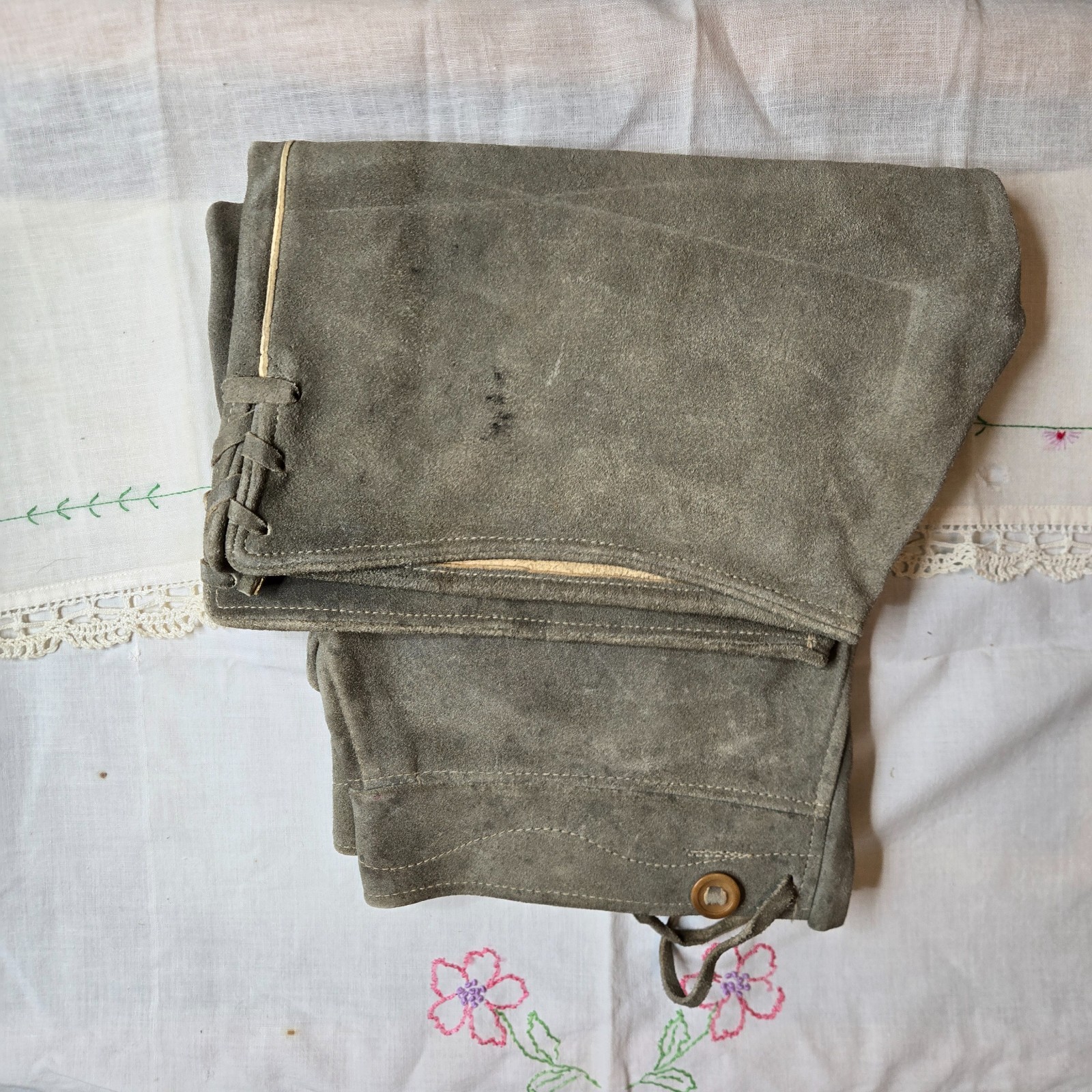 Lederhosen, thick leather material, Authentic