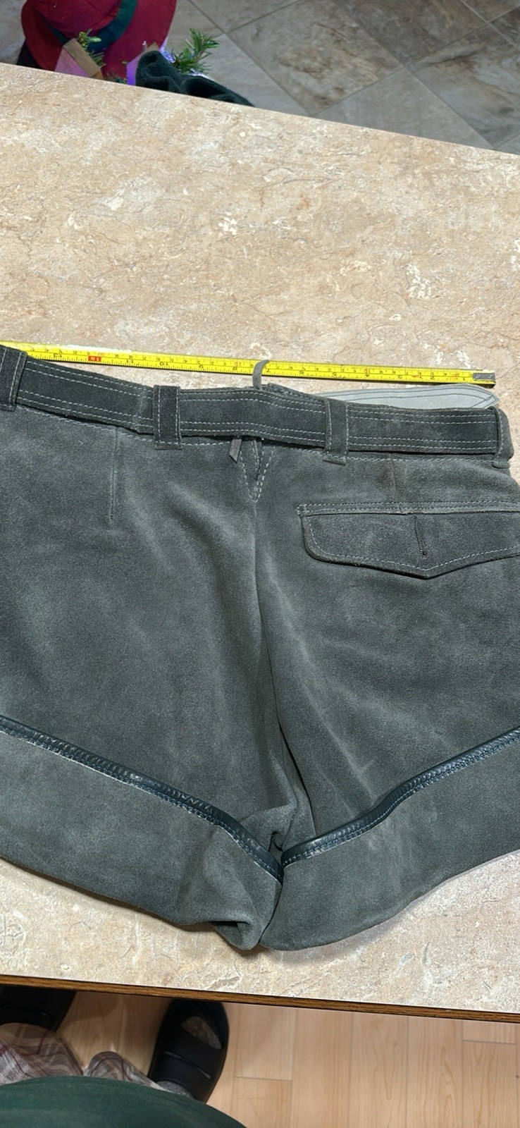 Vintage Youth Leather Trachten Shorts: Bavarian Oktoberfest!