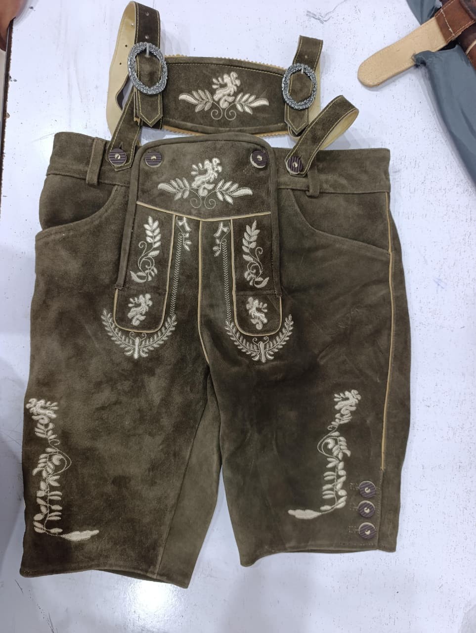 Men’s Lederhosen Shorts Genuine Suede Leather Bavarian Oktoberfest Suspenders