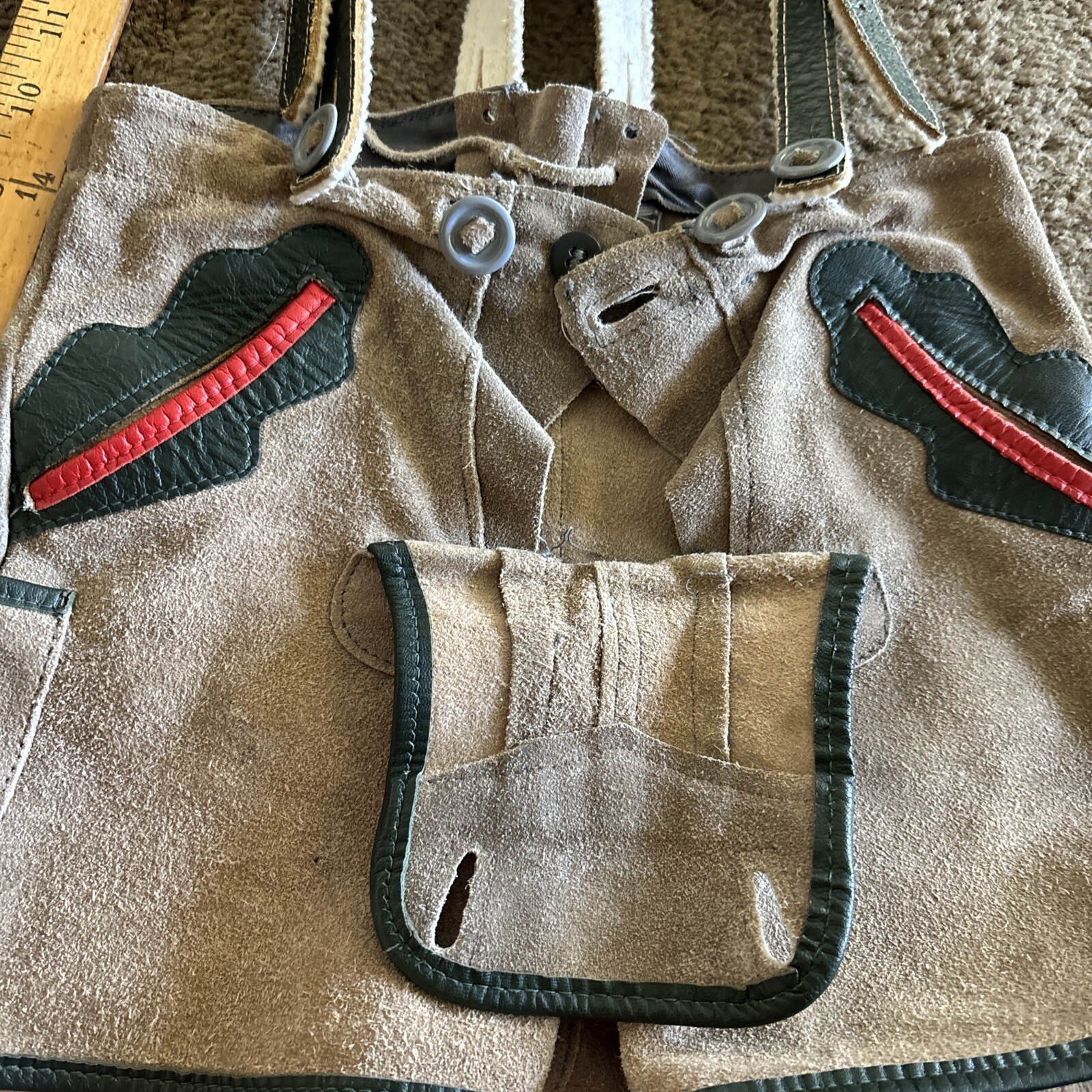 VTG German Lederhosen Child Shorts Suspender authentic Suede Leather Oktoberfest