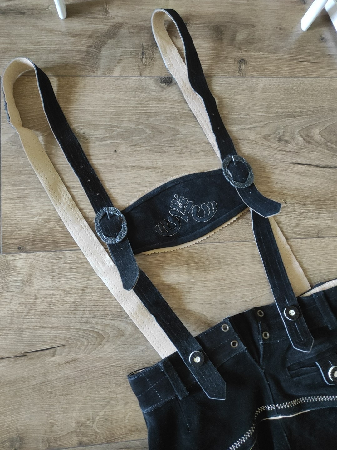 Authentic German Lederhosen Black Suede Leather Shorts Suspenders Oktoberfest S