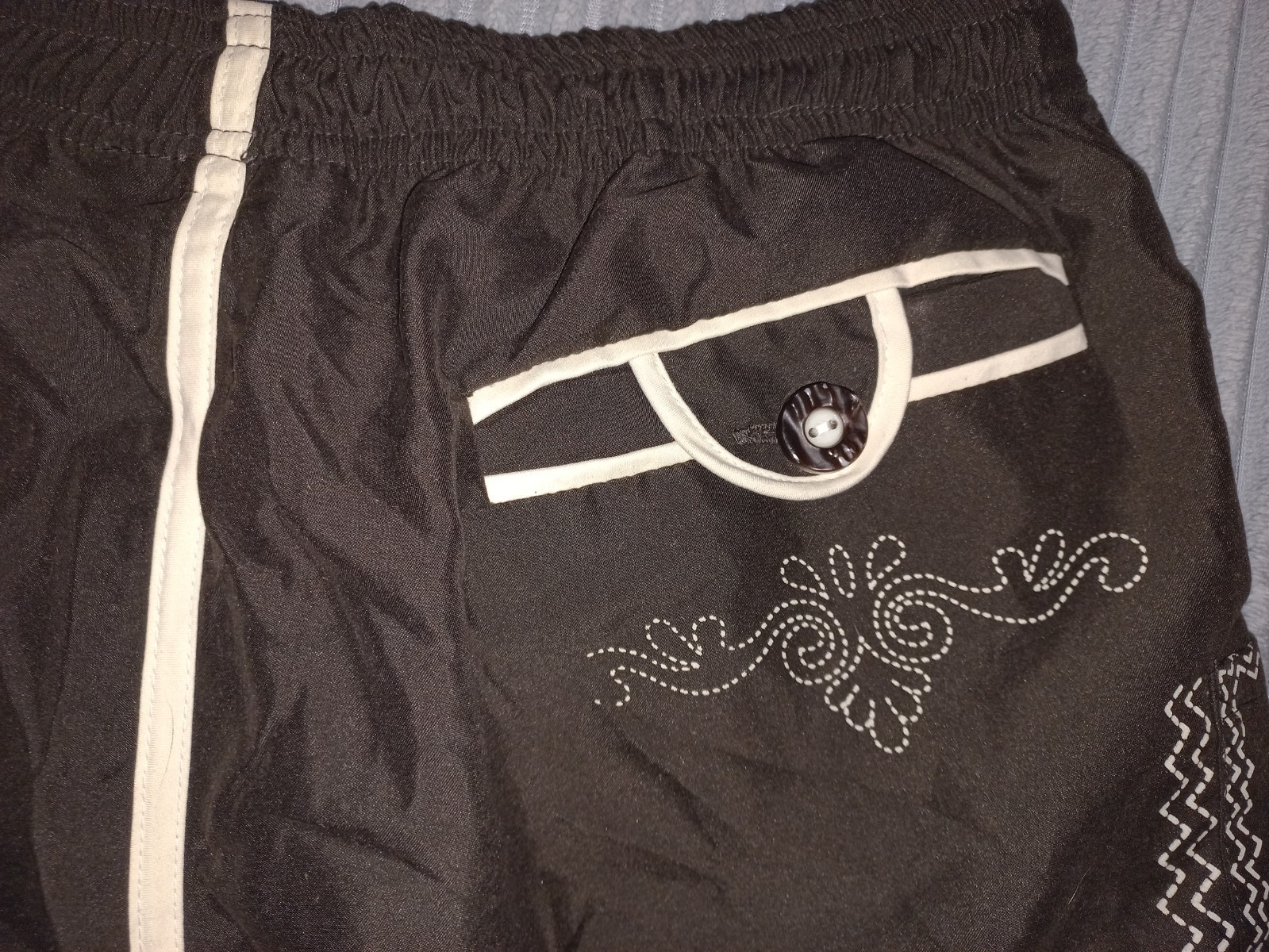 Mountain De Luxe Traditional Lederhosen Trachten shorts pants (Size M)