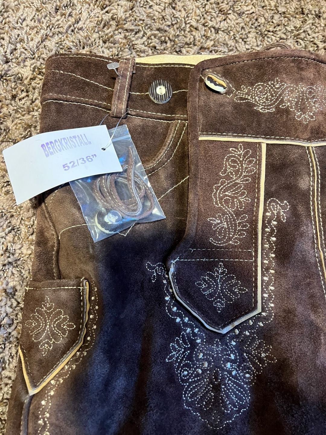 Lederhosen4U Bergkristall Dark Brown Embroiderd Suede Lederhosen Men’s Size 52/3