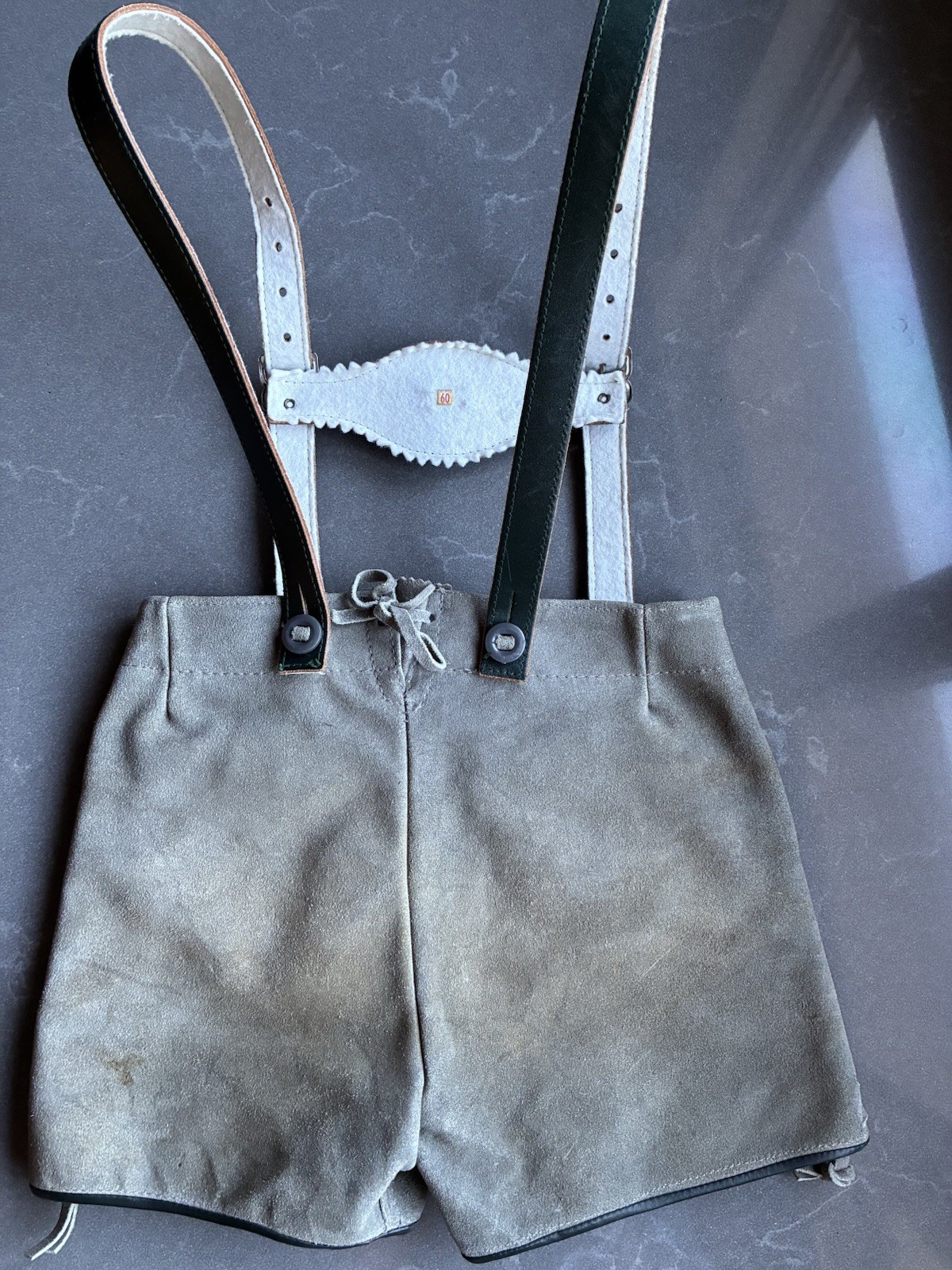 Vintage Lederhosen Authentic Suede Leather German Shorts Boys / Child SM 22″