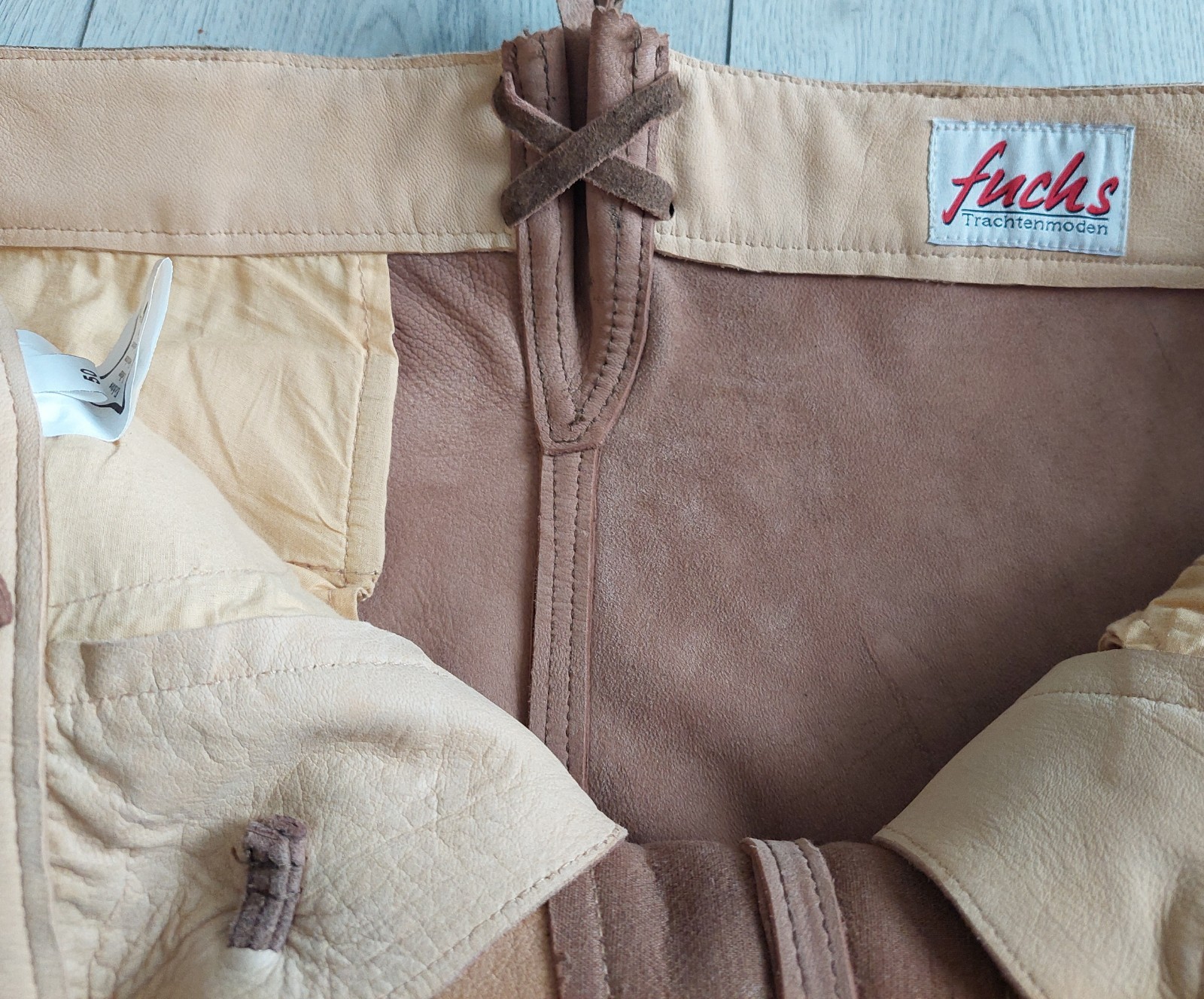 Bavarian Lederhosen Fuchs Trachtenmoden, Shorts Leather, size EU50 US – M, India