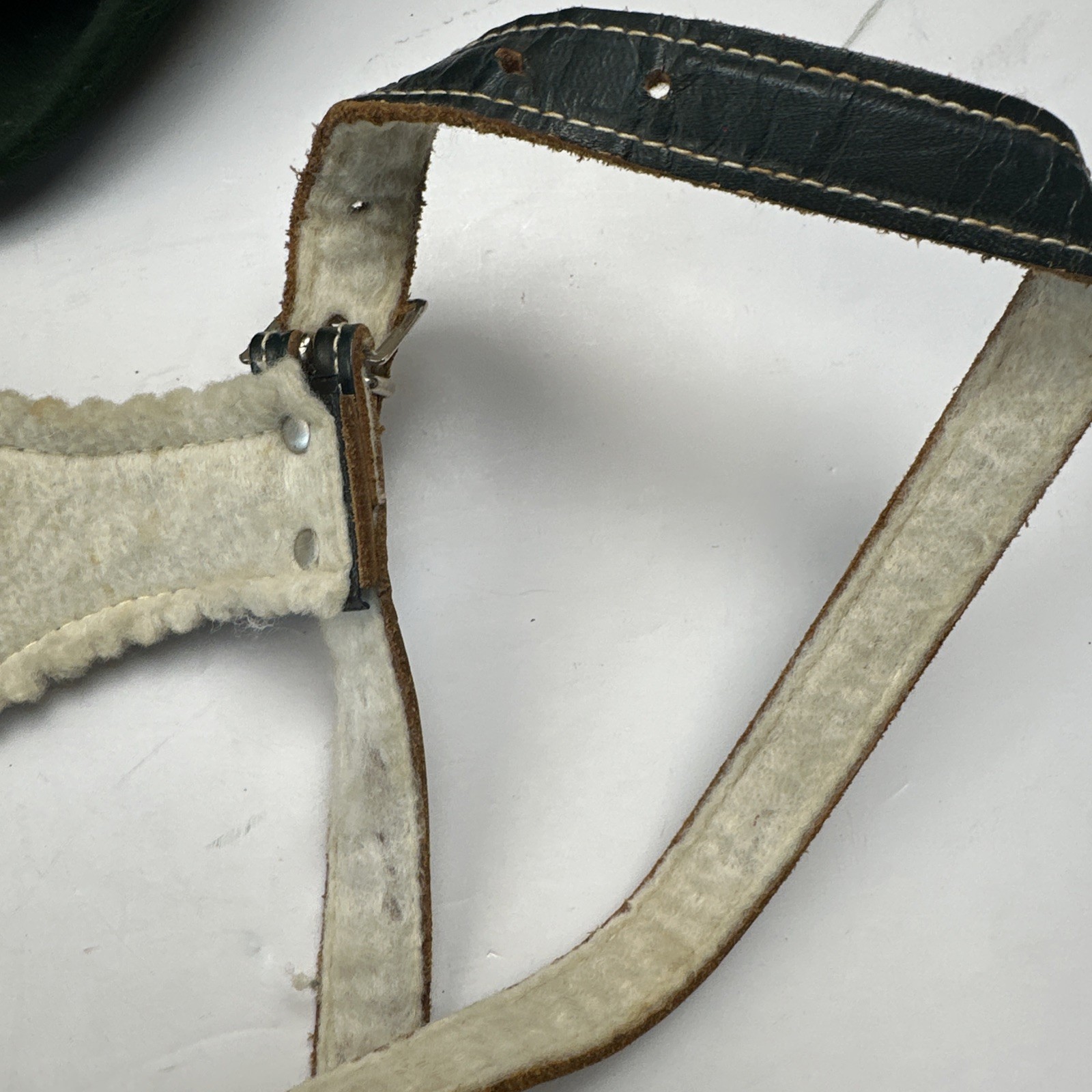 Traditional Boy’s German Lederhosen 24″ Waist Line With Hat and Pins Leather VTG