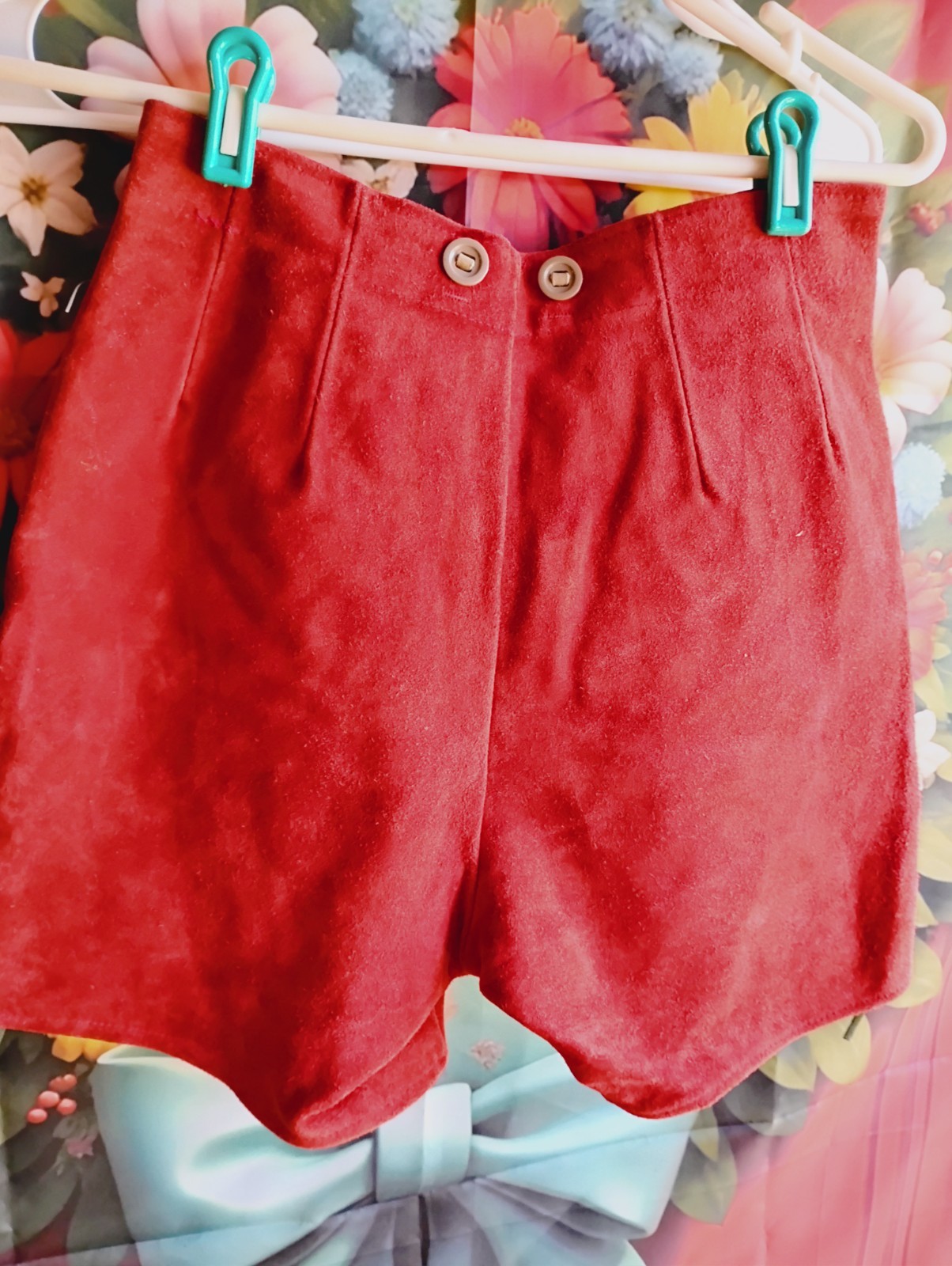 Wpman 28″” waist, RED. Oktoberfest,Germany,Trachten,shorts,Lederhosen NO SUSPEND