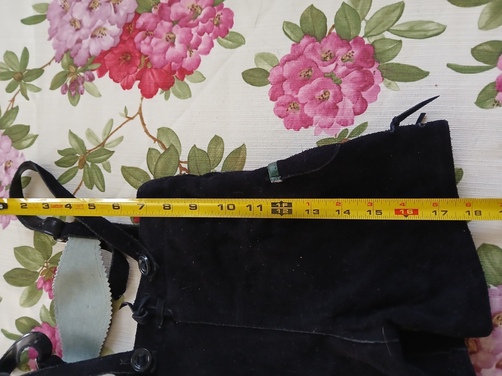 Vintage 1960s Black Lederhosen Shorts w/ Suspenders – Suede Size 86 Kids – VG+