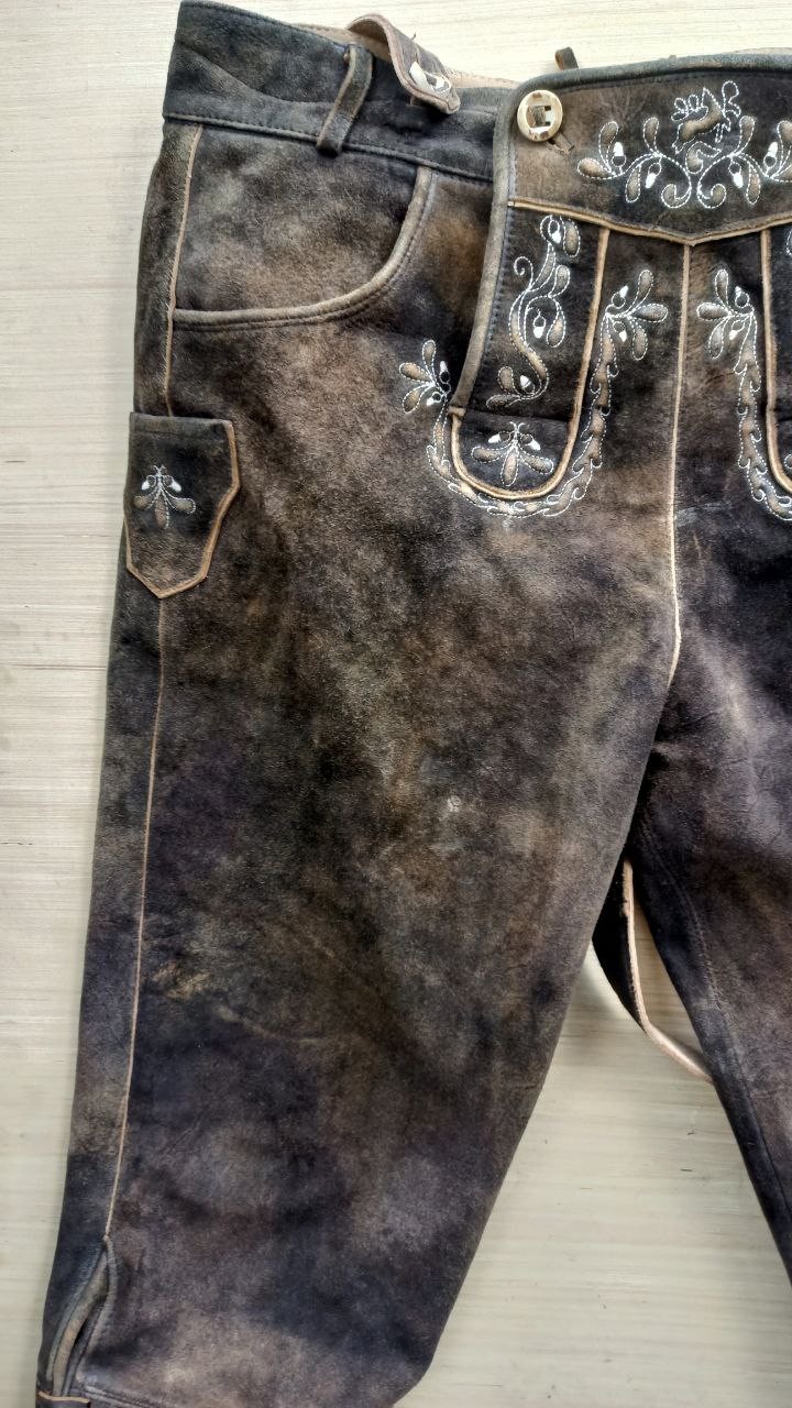 Bavarian traditional Lederhose shorts. German leather suit. Size 52