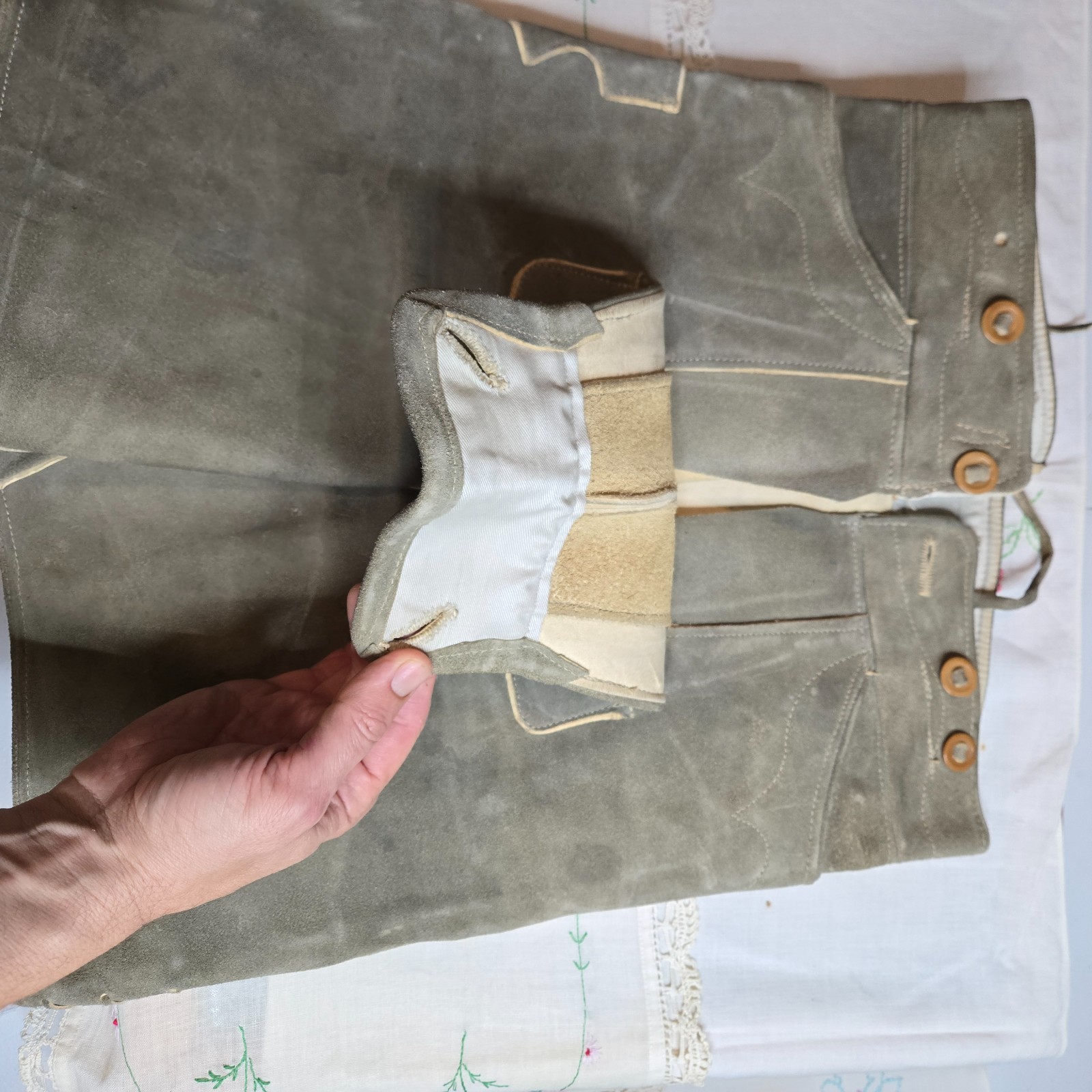 Lederhosen, thick leather material, Authentic
