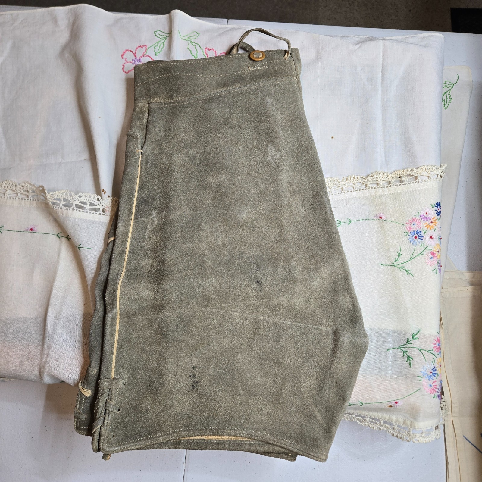 Lederhosen, thick leather material, Authentic