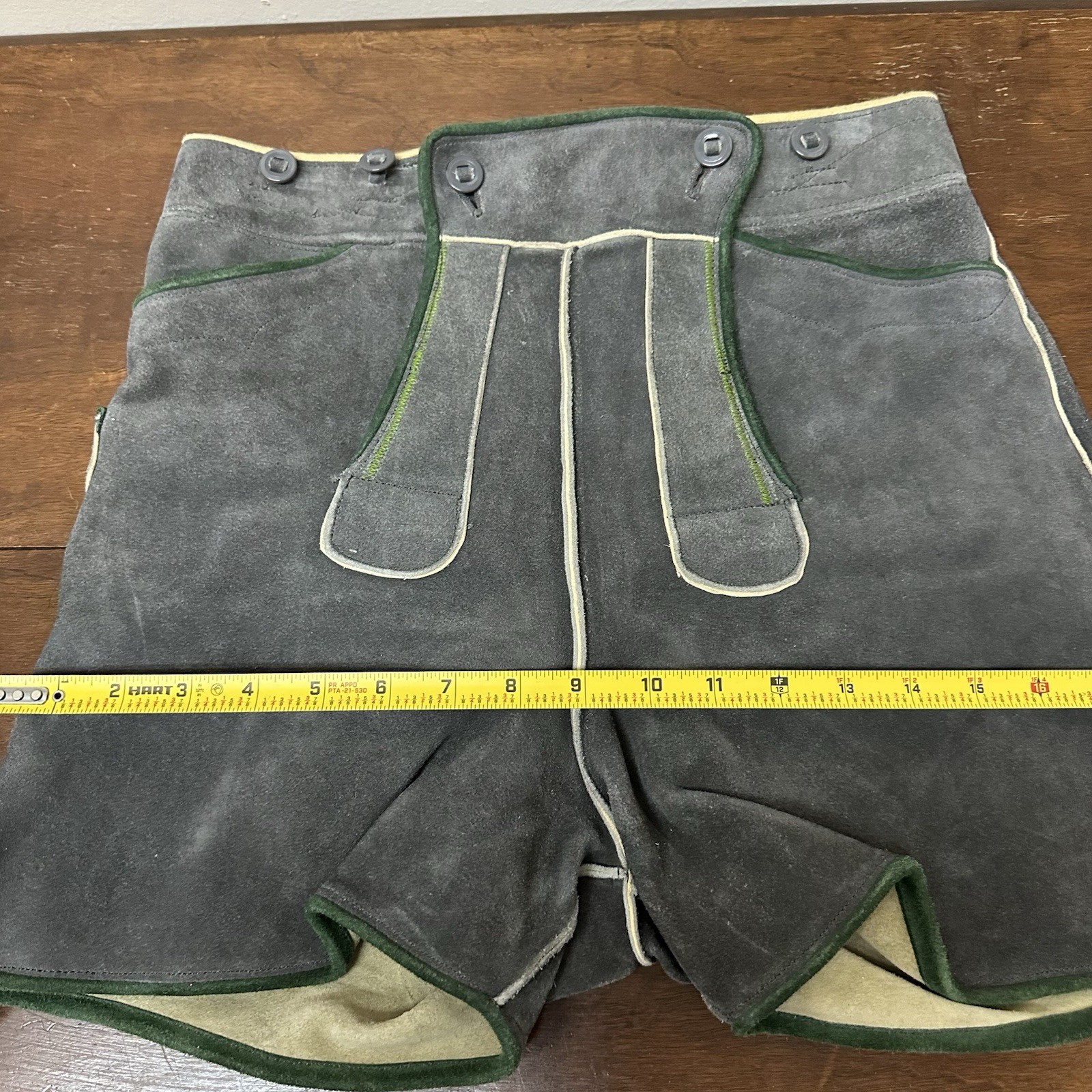 Authentic Vintage Lederhosen Oktoberfest Suede Leather Shorts 29″ Waist
