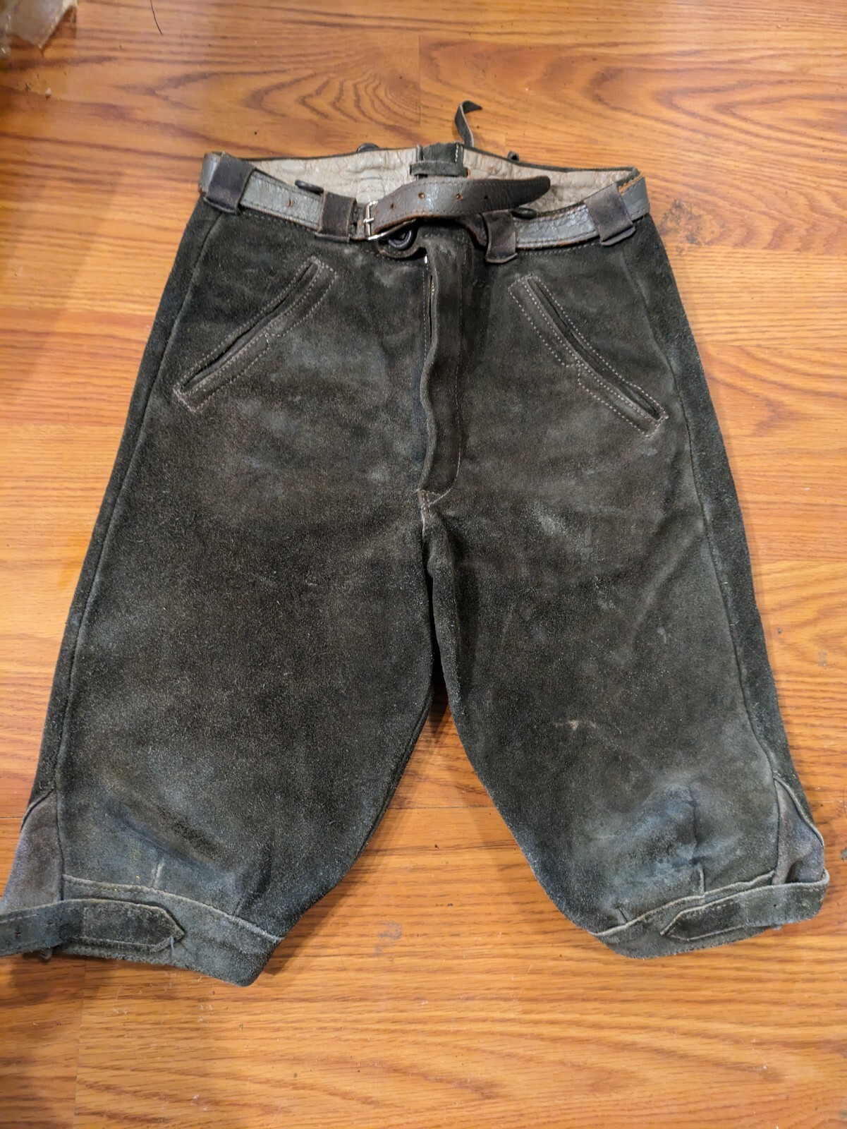 Vintage Gray leather suede lederhosen, shorts, size , 21″ waist