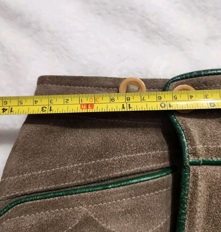 LEATHER LEDERHOSEN HANDCRAFTED SHORTS PANTS MADE IN AUSTRIA 28 INCH WAIST