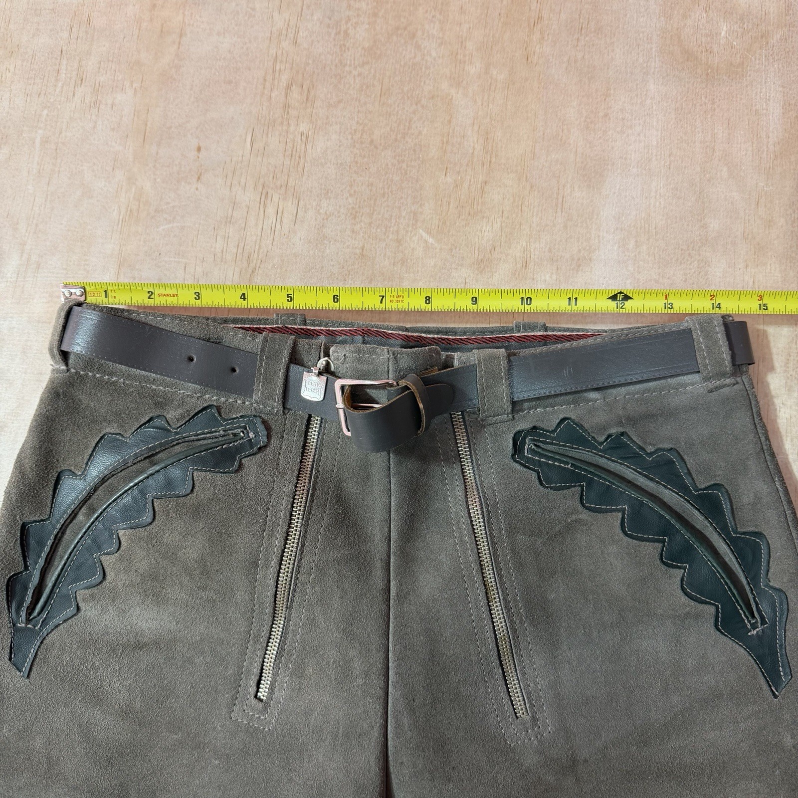 Vintage German Lederhosen Grey Green Suede Shorts Oktoberfest Men’s 29in Waist