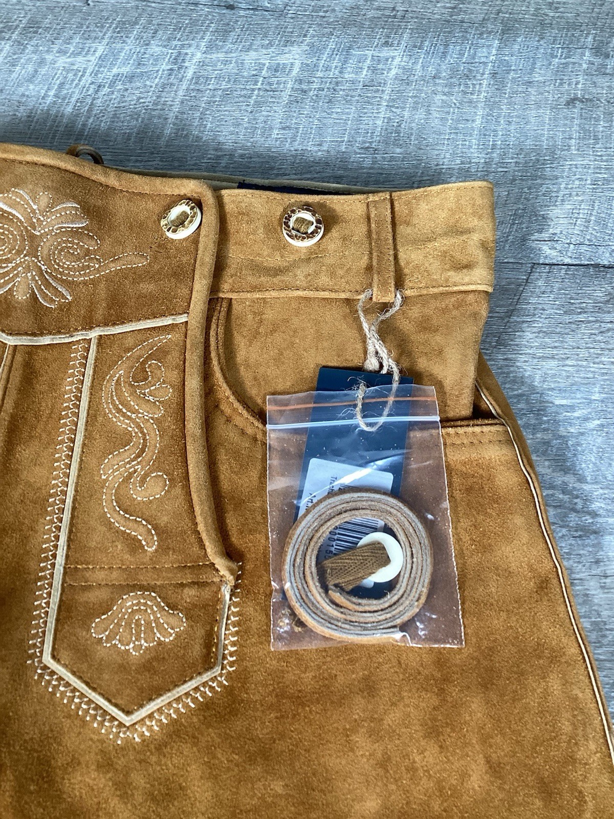 ALMBOCK Lederhosen Real Leather Bavarian Oktoberfest Shorts Size 50 /M NWT