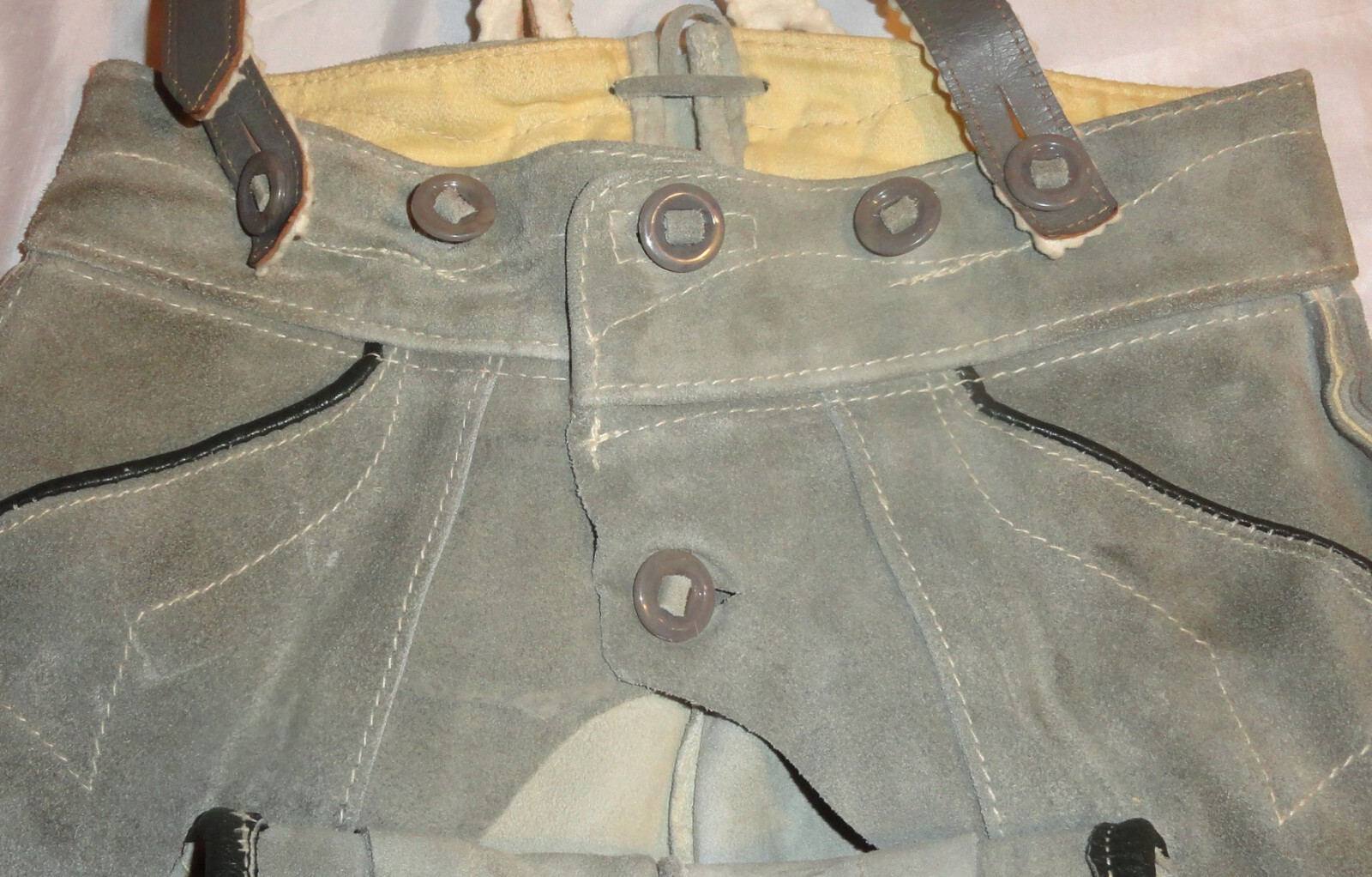 Vintage Raka German Size 10 Small Leather Suede Lederhosen Shorts & Suspenders