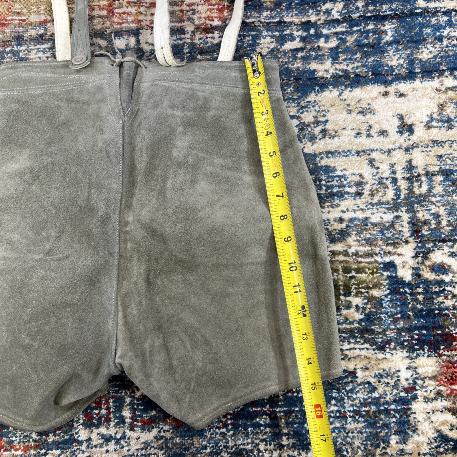 Vintage German Austrian Lederhosen Grey Shorts Suede Leather Size 38 Suspenders