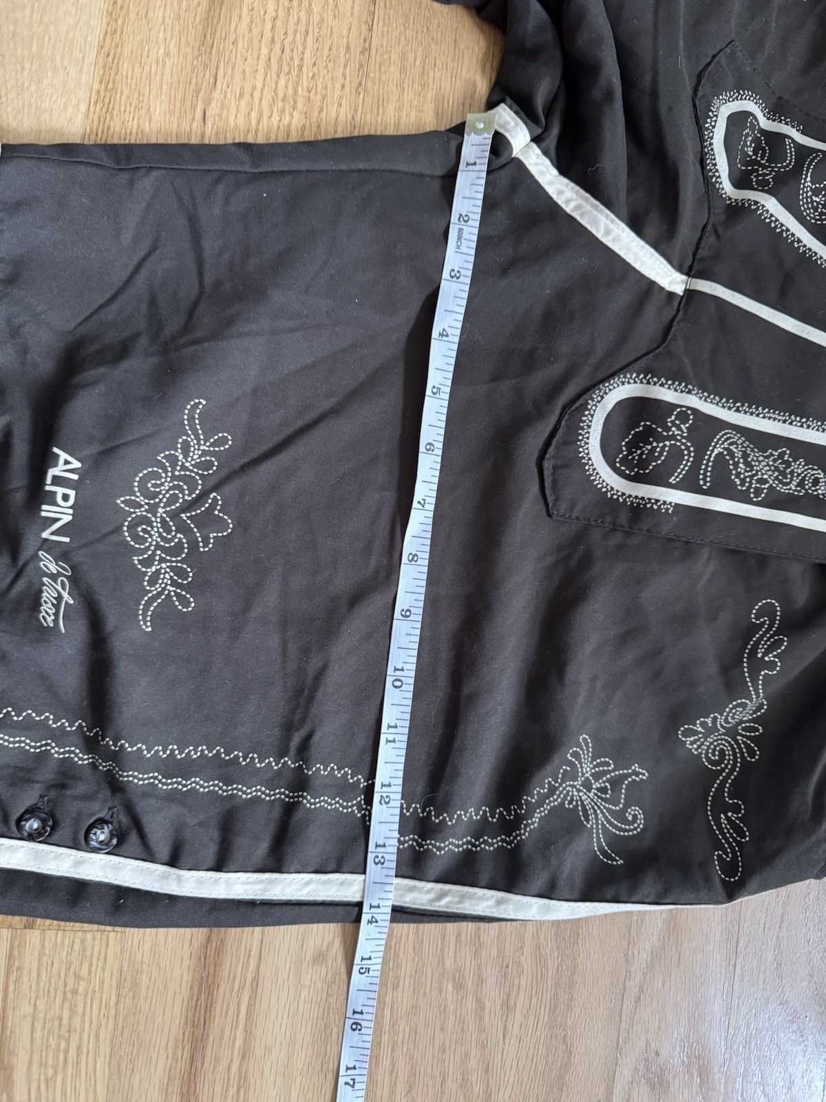 Alpin de Suisse Men’s Oktoberfest Lederhosen Style Shorts Black Embroidered XXL