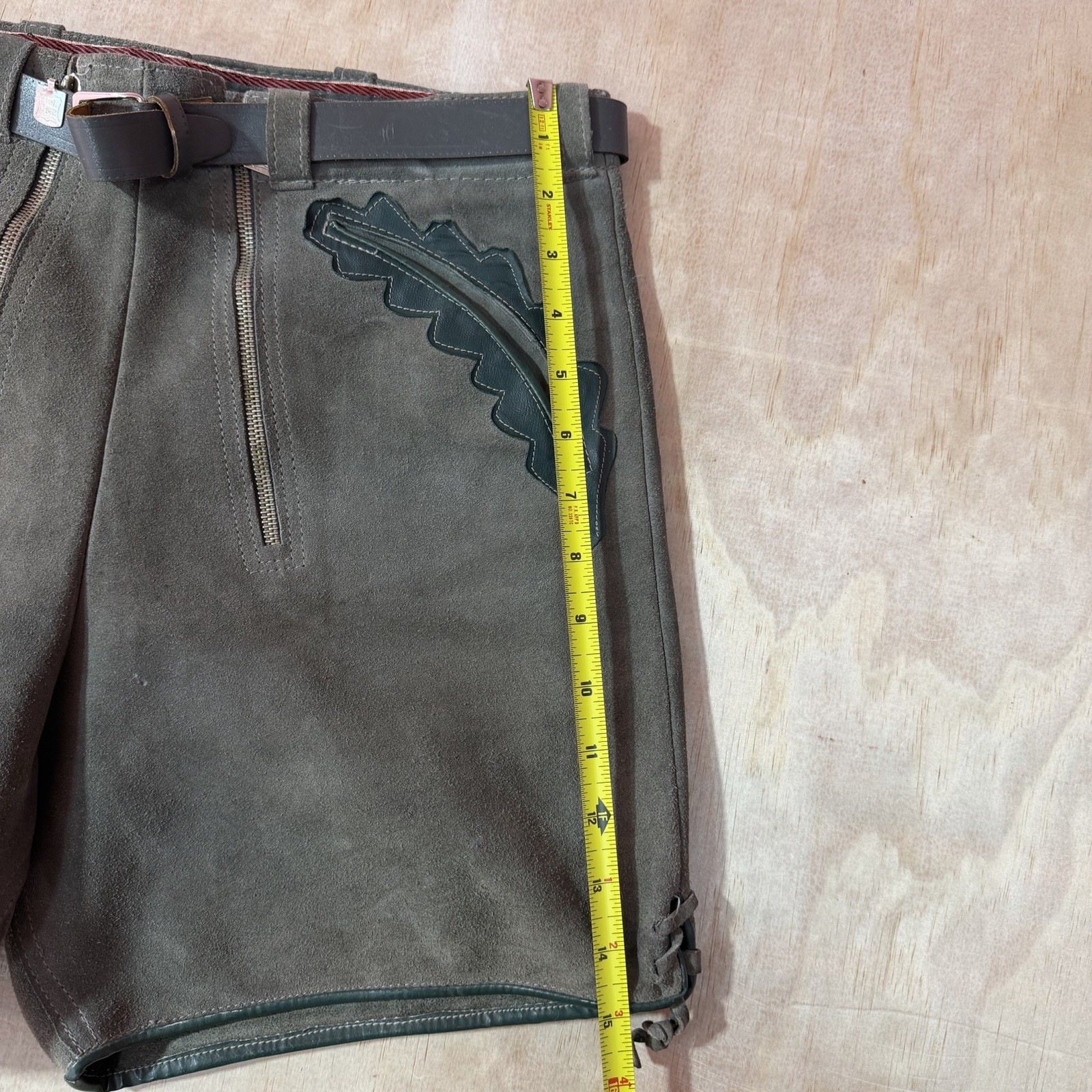 Vintage German Lederhosen Grey Green Suede Shorts Oktoberfest Men’s 29in Waist
