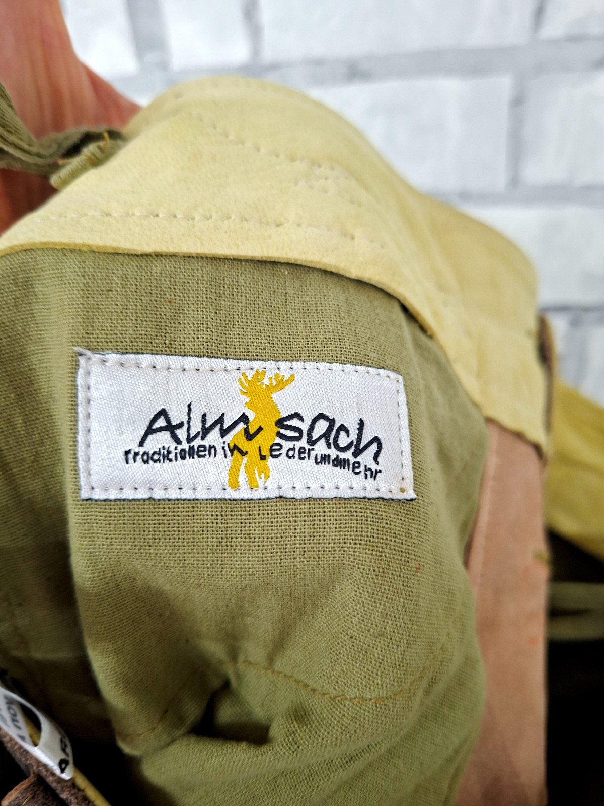 Almsach brown Leather Lederhosen M 48 Oktoberfest trachten Bavarian alpine Short