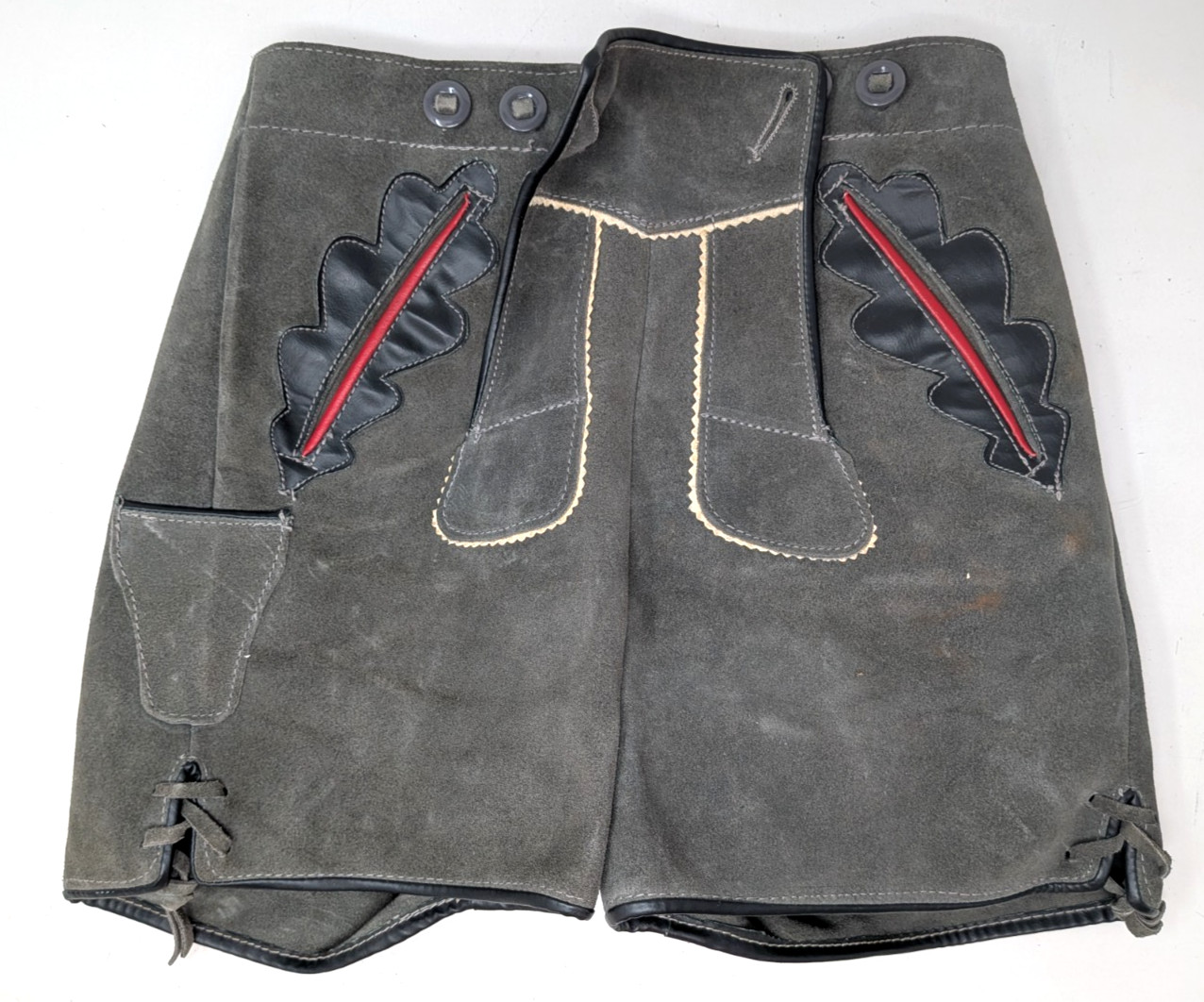 VTG Bavarian German Oktoberfest Festival Suede Leather Lederhosen Shorts Outfit