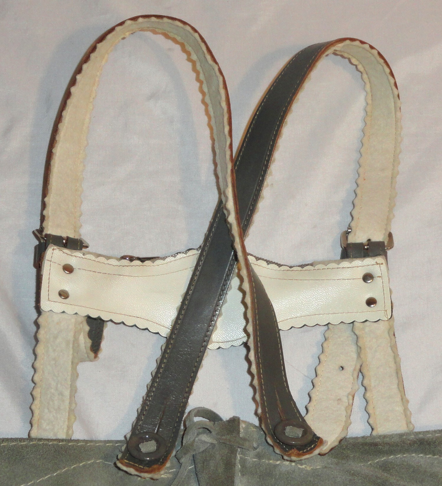 Vintage Raka German Size 10 Small Leather Suede Lederhosen Shorts & Suspenders