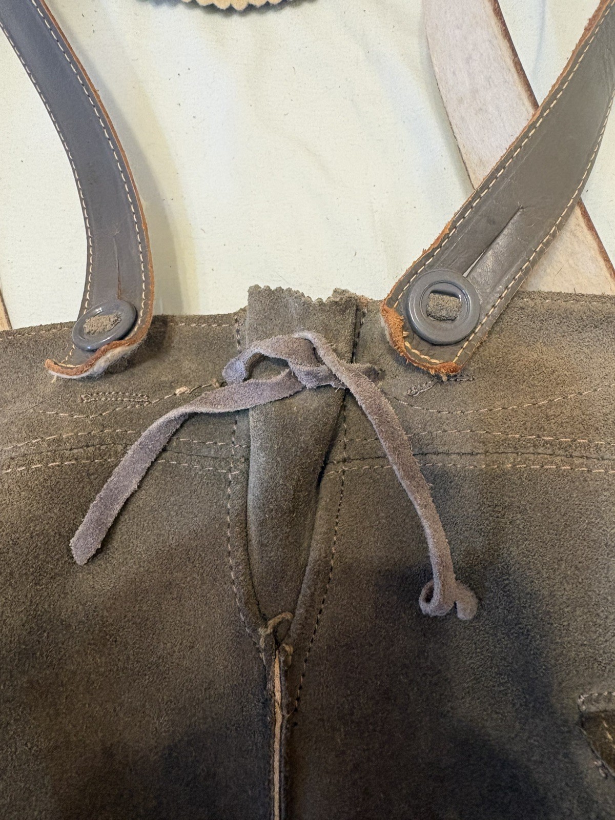 Vintage Men’s Bergfreund Suede Lederhosen Oktoberfest Loden green sz 48 1960s